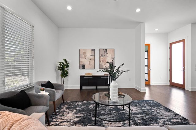 7813 Mullen DR B, Austin, TX 78757