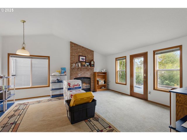 2981 Sw 31ST St, Gresham, OR 97080