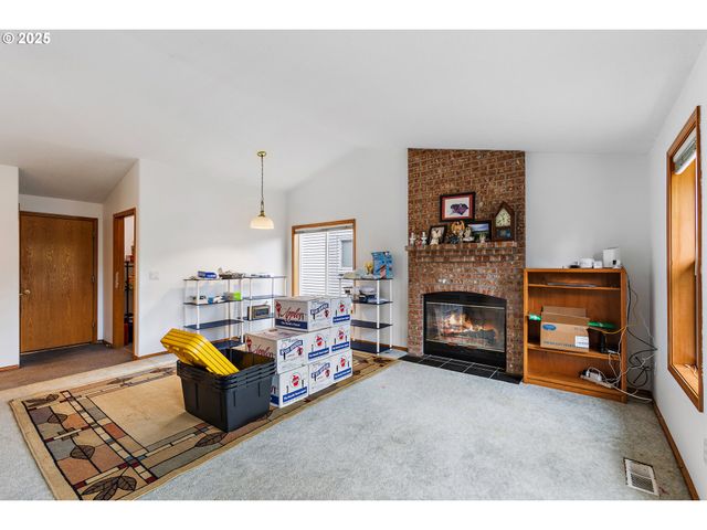 2981 Sw 31ST St, Gresham, OR 97080