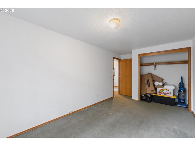 2981 Sw 31ST St, Gresham, OR 97080