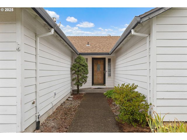 2981 Sw 31ST St, Gresham, OR 97080