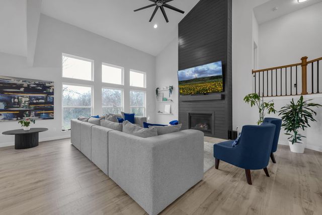 9356 Hildebrand Drive, Plain City, OH 43064