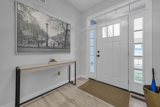 9356 Hildebrand Drive, Plain City, OH 43064