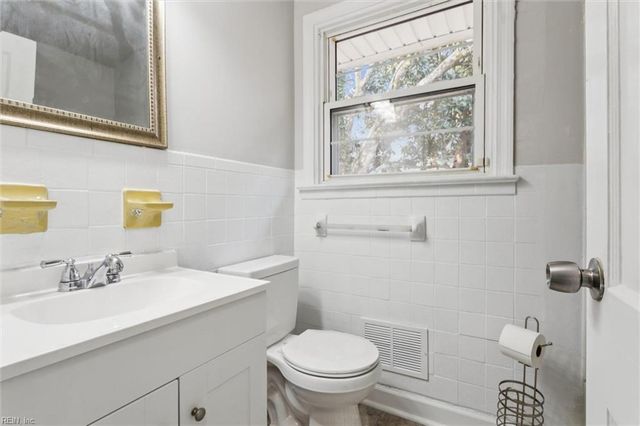 706 Maupin PL, Williamsburg, VA 23185