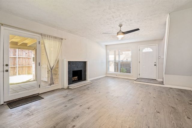 2108 Via Madonna, Carrollton, TX 75006