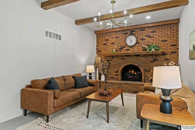 5210 Jade Court, Lincoln, NE 68516