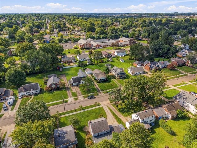 324 Woodrow Street NW, North Canton, OH 44720