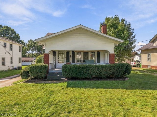 324 Woodrow Street NW, North Canton, OH 44720