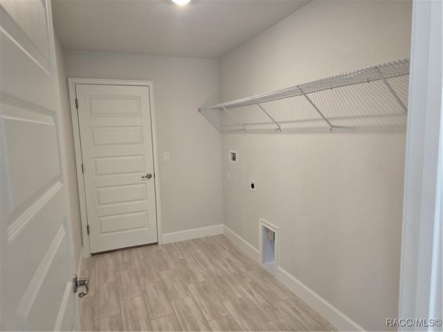 54 Grass Street, Homosassa, FL 34446