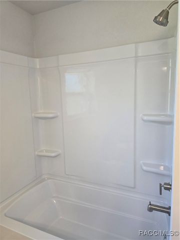 54 Grass Street, Homosassa, FL 34446