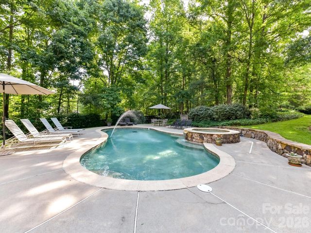 2249 Greenbrook Parkway 57, Matthews, NC 28104