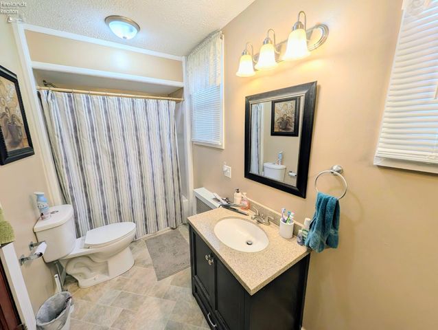 1016 Hayes Avenue, Sandusky, OH 44870