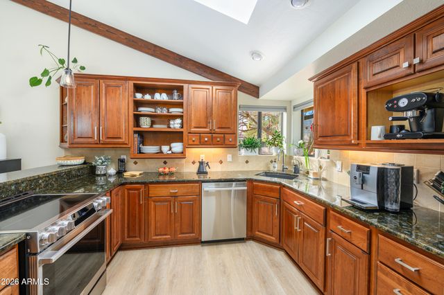 190 CREEK ROCK Road, Sedona, AZ 86351