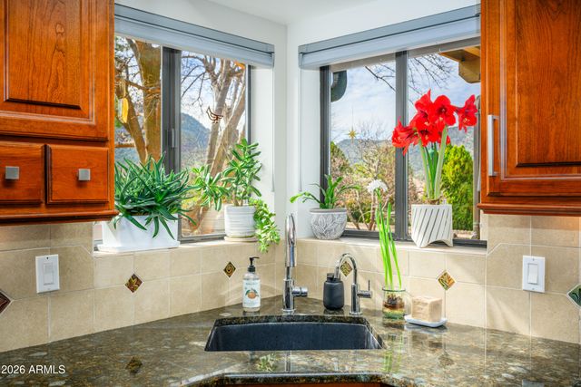 190 CREEK ROCK Road, Sedona, AZ 86351