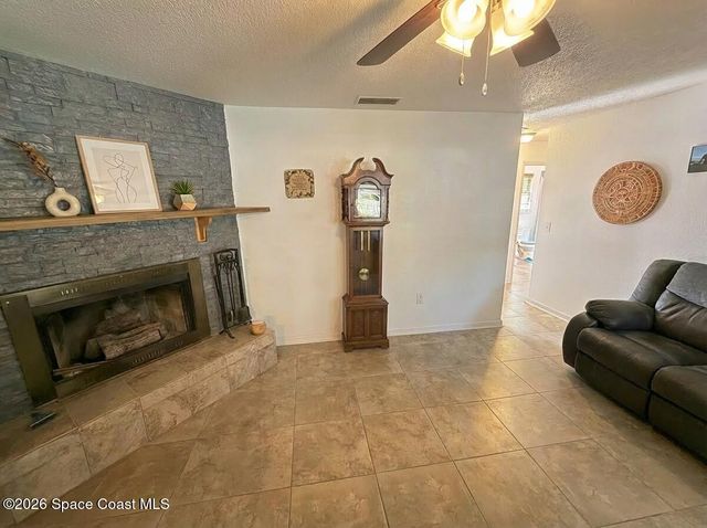 812 Indigo Court, Port Orange, FL 32129