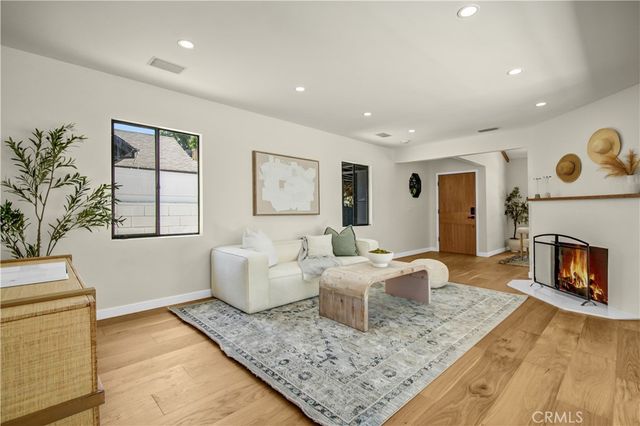 4038 Denny, Studio City, CA 91604
