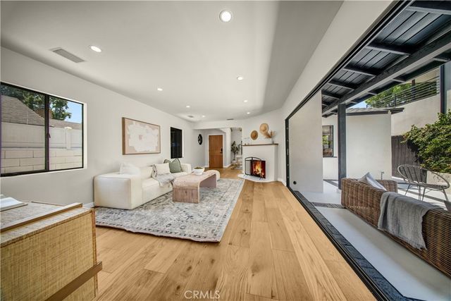4038 Denny, Studio City, CA 91604