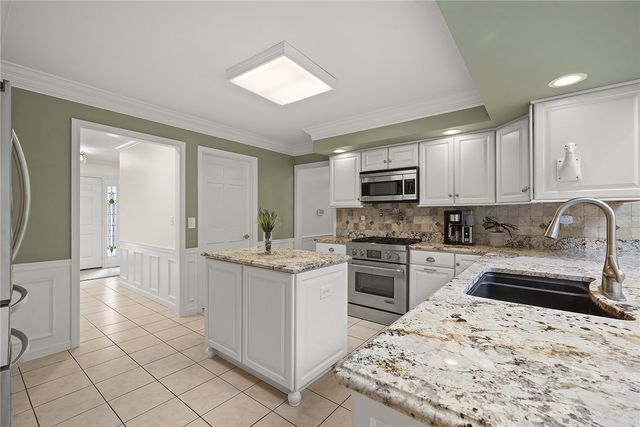 2779 Clearview Road, Hampton, PA 15101