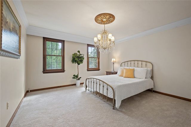 2779 Clearview Road, Hampton, PA 15101