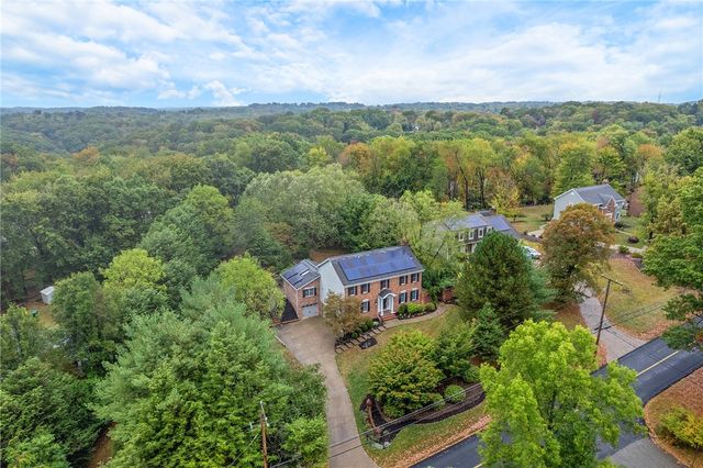 2779 Clearview Road, Hampton, PA 15101