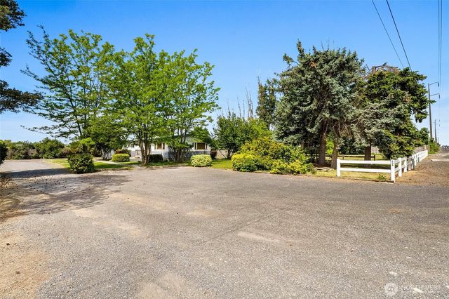 338 Potato Hill Road NE, Moses Lake, WA 98837