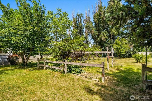338 Potato Hill Road NE, Moses Lake, WA 98837