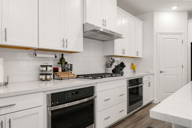 2008 La Sal Way, Roseville, CA 95747