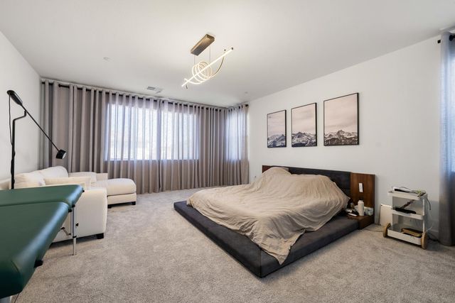 2008 La Sal Way, Roseville, CA 95747