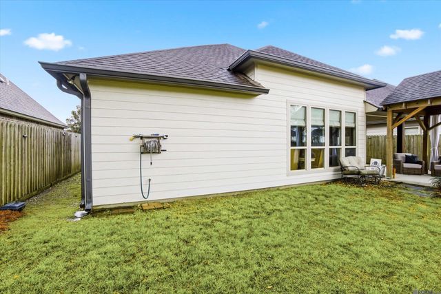 12061 Rotterdam Ave, Geismar, LA 70734