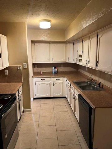 15607 Summer Briar Court, Missouri City, TX 77489