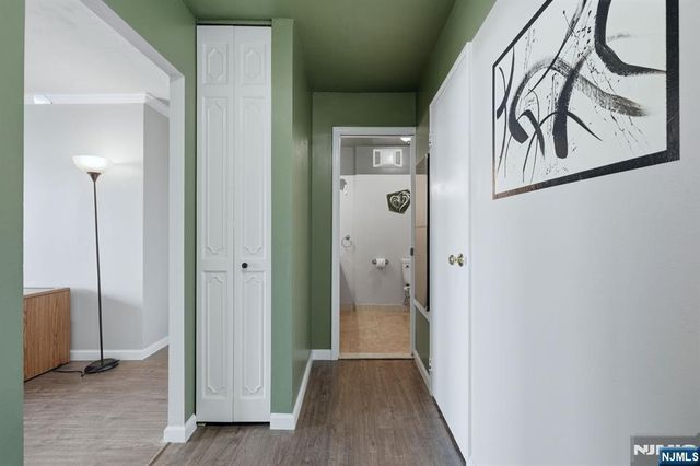 300 Winston Drive C0518, Cliffside Park, NJ 07010
