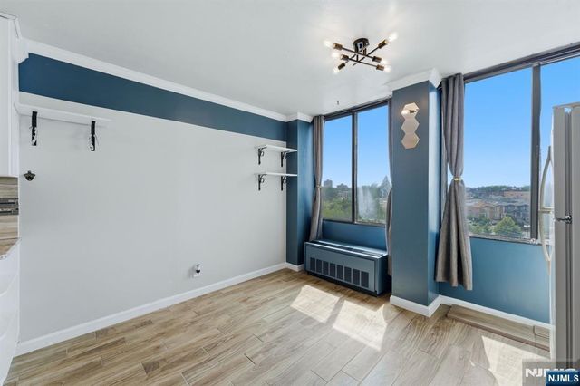 300 Winston Drive C0518, Cliffside Park, NJ 07010