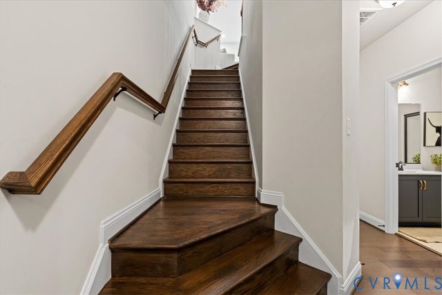 4346 Dominion Forest Cir, Glen Allen, VA 23060