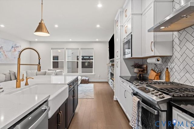 4346 Dominion Forest Cir, Glen Allen, VA 23060