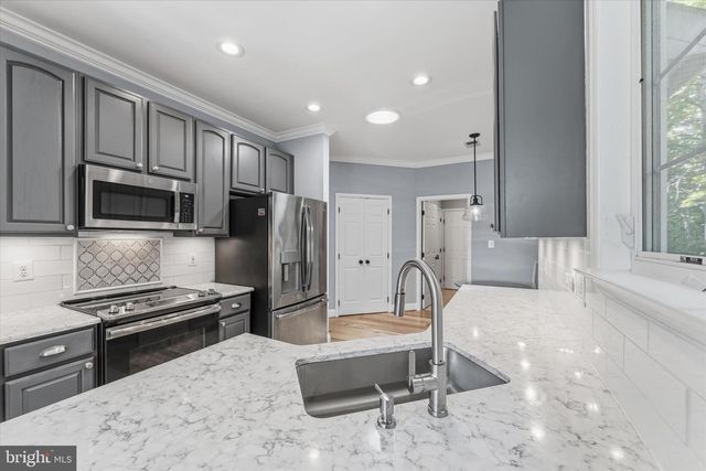 6817 DERBY RUN WAY, Gainesville, VA 20155
