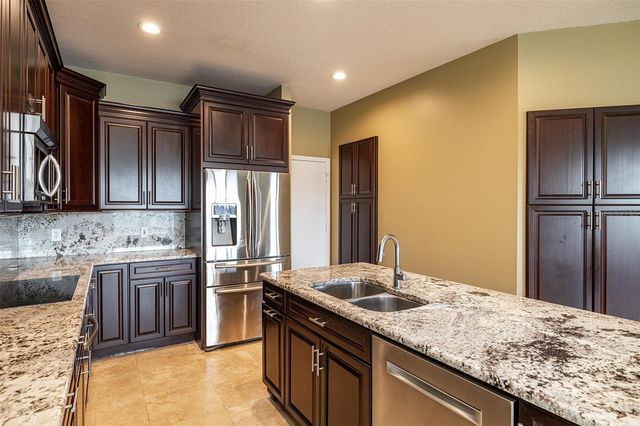 11328 MISTY ISLE LANE, Riverview, FL 33579