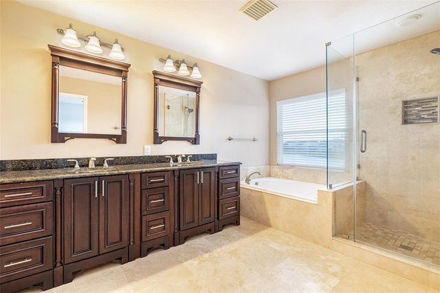 11328 MISTY ISLE LANE, Riverview, FL 33579