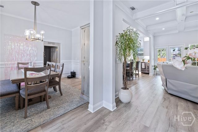 28 Alpine Drive, Savannah, GA 31405