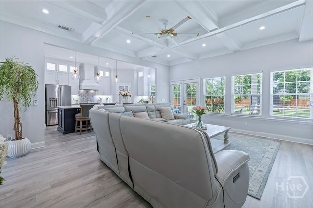 28 Alpine Drive, Savannah, GA 31405