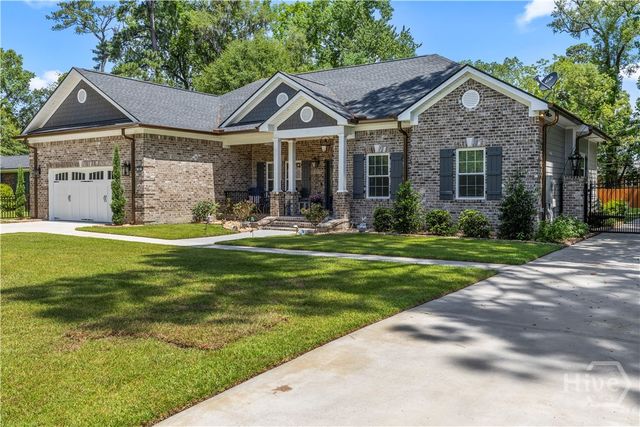 28 Alpine Drive, Savannah, GA 31405