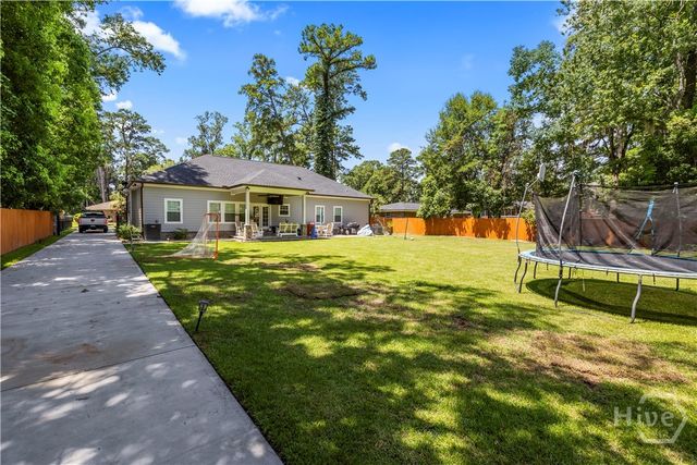 28 Alpine Drive, Savannah, GA 31405