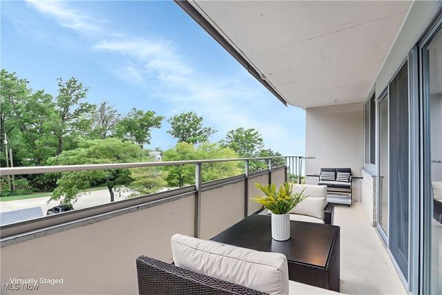 12900 Lake Avenue 321, Lakewood, OH 44107