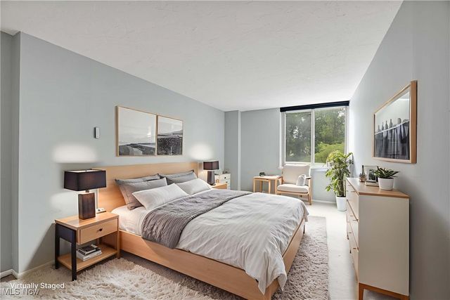 12900 Lake Avenue 321, Lakewood, OH 44107