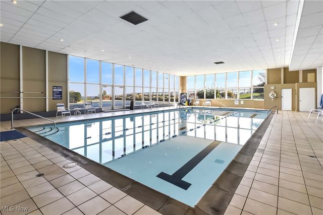 12900 Lake Avenue 321, Lakewood, OH 44107