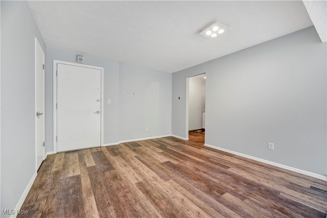 12900 Lake Avenue 321, Lakewood, OH 44107