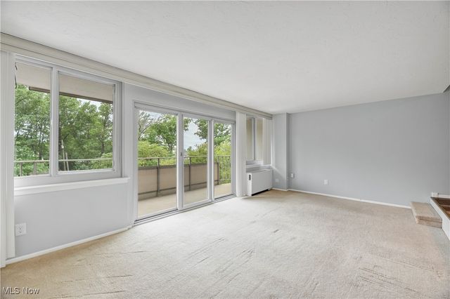 12900 Lake Avenue 321, Lakewood, OH 44107