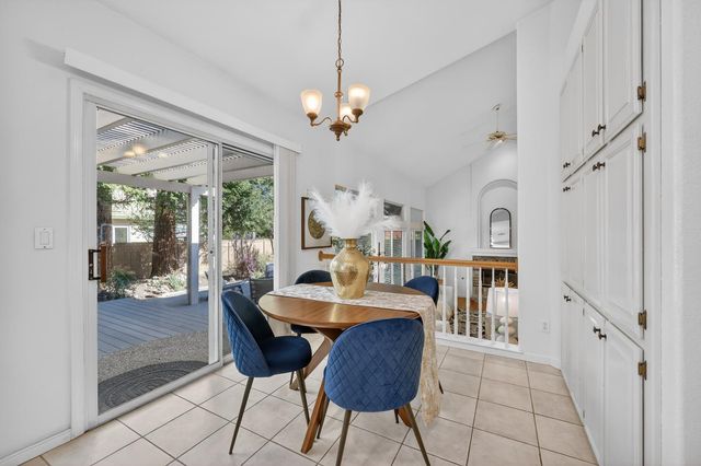 11909 Rising Sun Way, Gold River, CA 95670