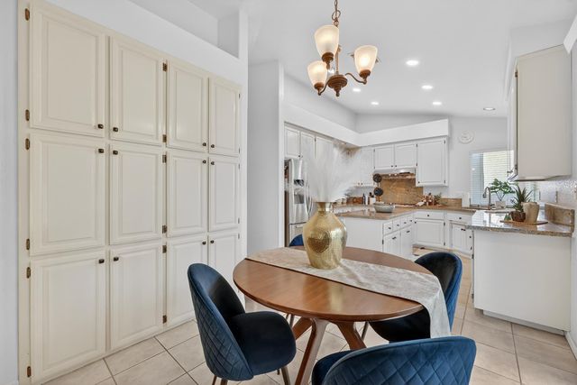 11909 Rising Sun Way, Gold River, CA 95670