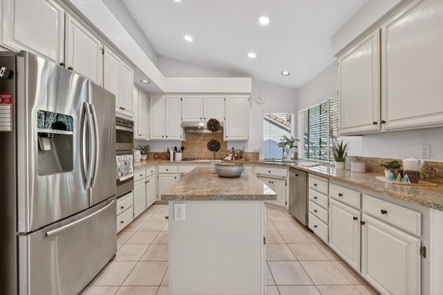 11909 Rising Sun Way, Gold River, CA 95670