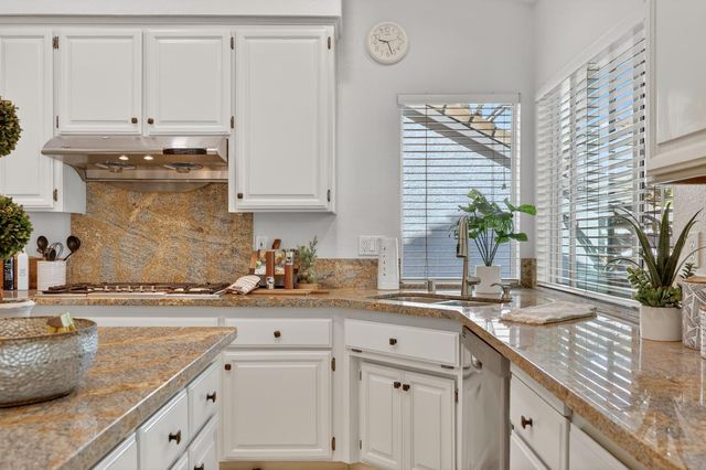 11909 Rising Sun Way, Gold River, CA 95670